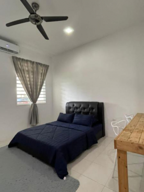 RUMAH TAMU HUD with Private Pool BBQ Picnic Set Beach
